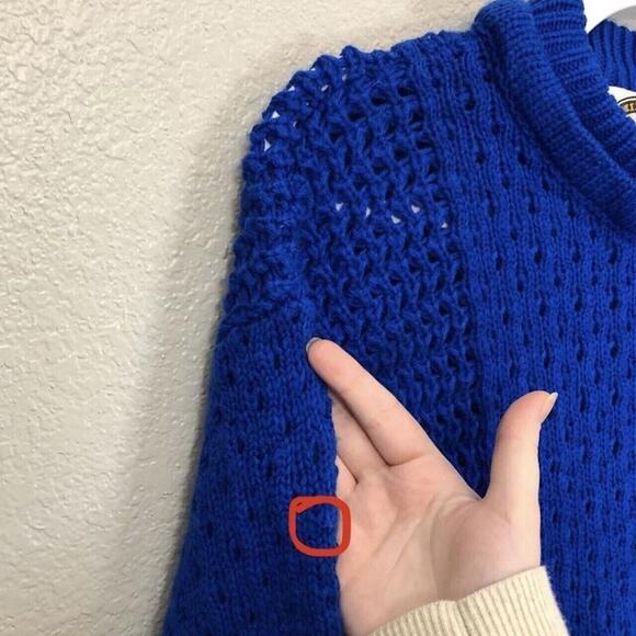 Vintage Midwest Traders Size Medium Blue Knit Sweater Cozy Winter Preppy Warm - Picture 2 of 7